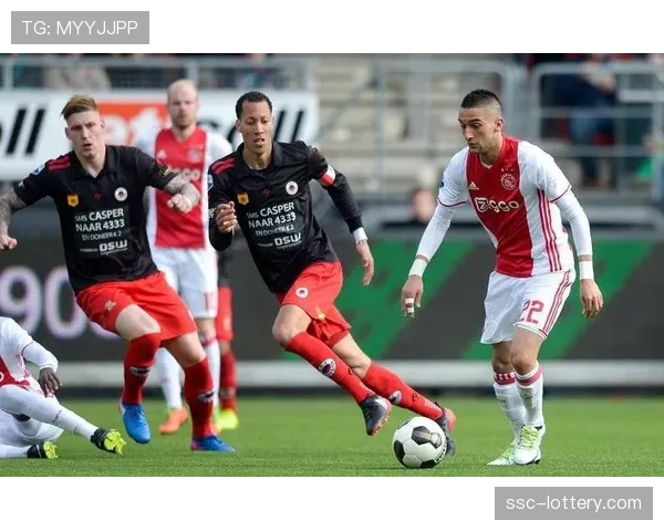 荷甲三强同步重建近30年罕见 乱世格局谁能突围