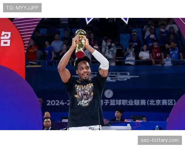 前场五核体系保障持球能力 广厦队均衡分配应对季后赛挑战