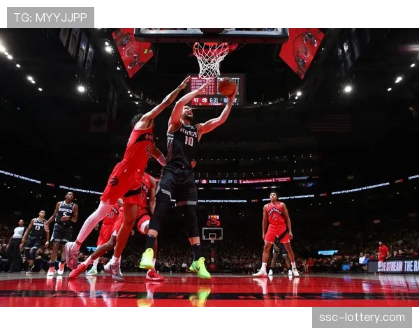 猛龙第三节爆发单节43分 逆转国王取关键胜利 猛龙第三节爆发单节43分 逆转国王取关键胜利